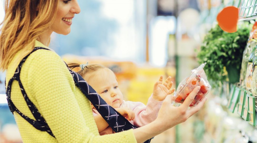 WIC Member shopping for prepackaged produce